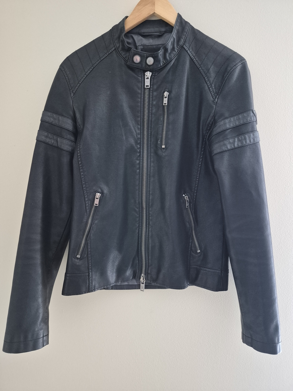 Guess Los Angeles Black Moto Faux Leather Jacket Women's Medium